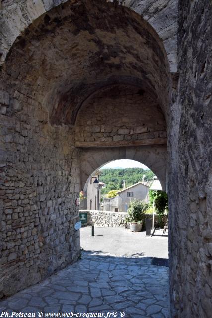 Mirmande le Village