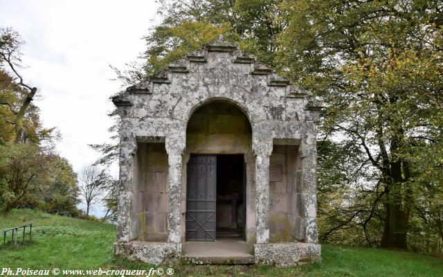 Chapelle à Bibracte Nièvre Passion