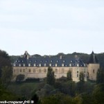 Château d’Apremont sur Allier un remarquable fort.