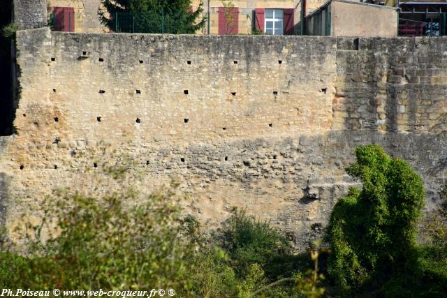 Château de Decize et ses remparts