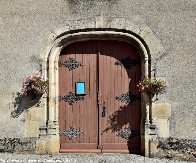 L'église de Moux-en-Morvan