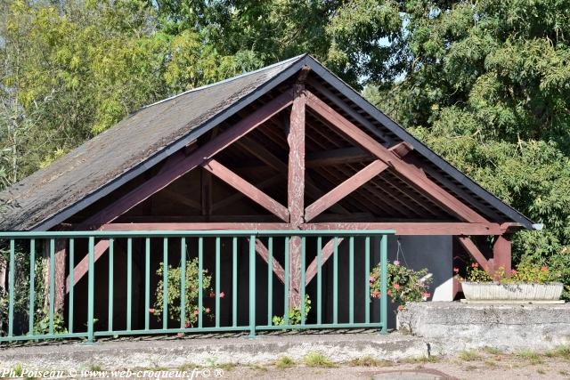 Lavoir du pont d'Aunay en Bazois