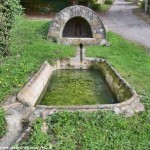 Fontaine sacrée de Commagny et son lavoir un beau patrimoine