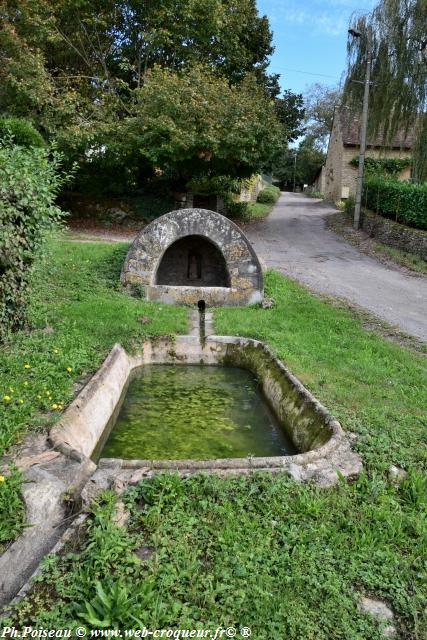 Fontaine de Commagny Nièvre Passion