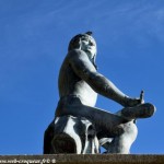 Monument aux Morts de Decize un hommage