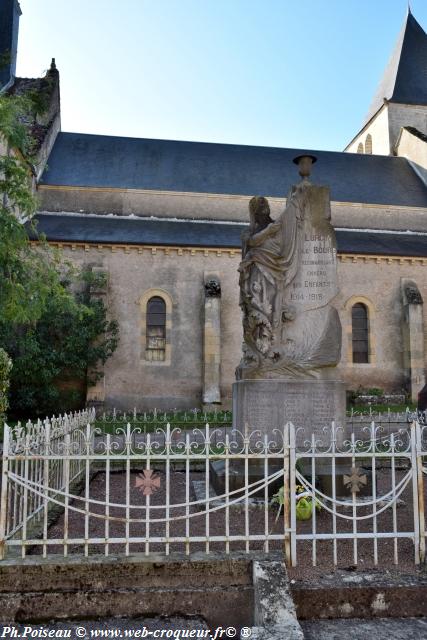 Monument aux Morts de Lurcy le Bourg Nièvre Passion