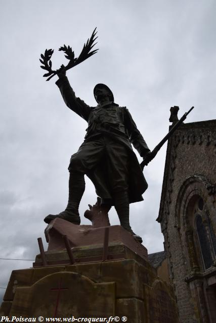 Monument aux morts de Millay Nièvre Passion