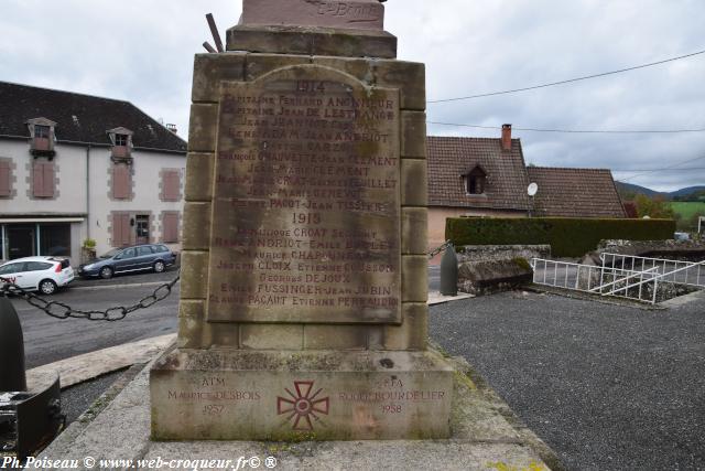 Monument aux morts de Millay Nièvre Passion