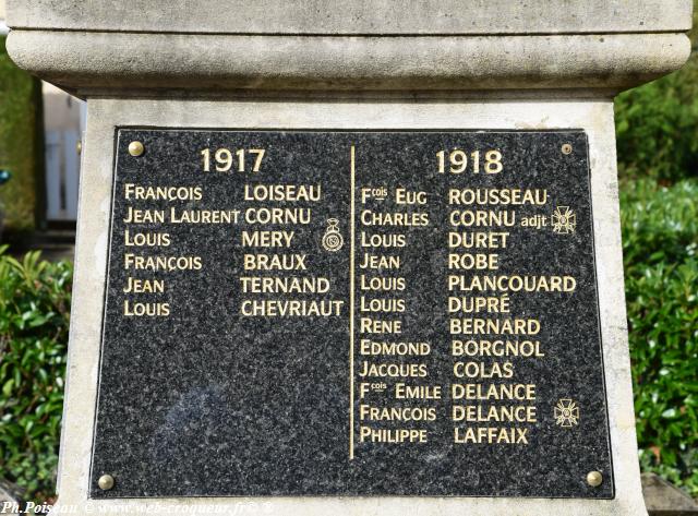 Monument aux Morts de Varennes les Nevers Nièvre Passion