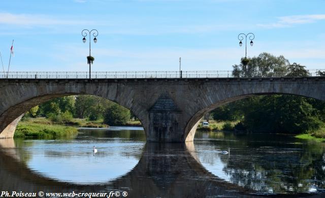 Pont de l'ancienne Loire