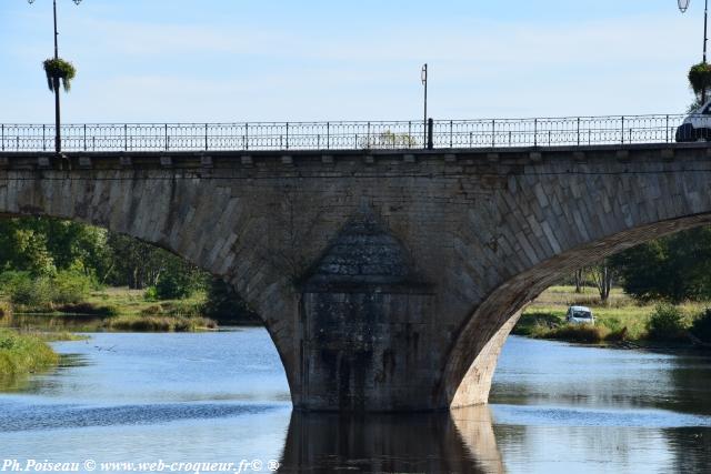 Pont de l'ancienne Loire