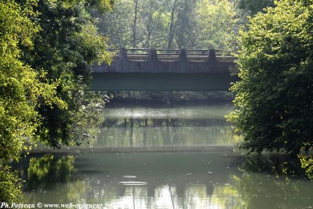 La Croix du Pont Saint-Ours Nièvre Passion