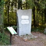 La stèle du Maquis Camille au Merle un hommage