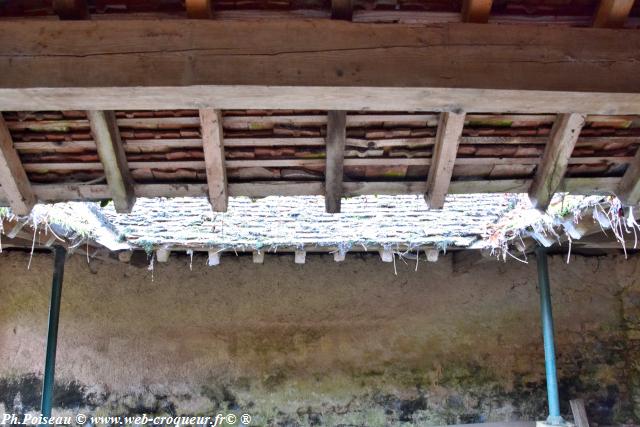 Lavoir du centre d'Olcy Nièvre Passion