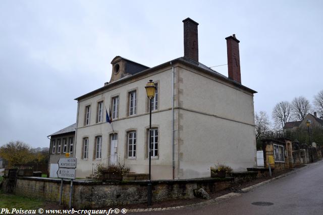 Mairie d'Arthel Nièvre Passion