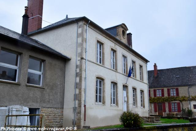 Mairie d'Arthel Nièvre Passion