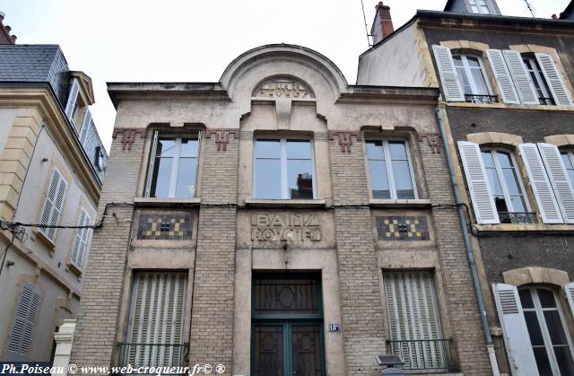 Bains Douches de Nevers