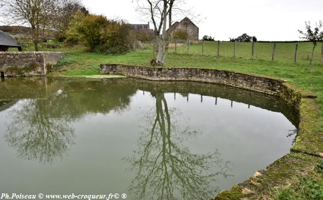 Lavoir du Hameau Les Cassons Nièvre Passion