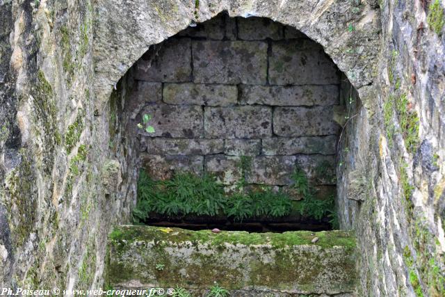 Fontaine du Fenin Nièvre Passion