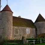 Château du Bouquin un beau manoir fortifié de Chaumot