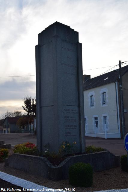 Victimes de Guerre de Crux la Ville