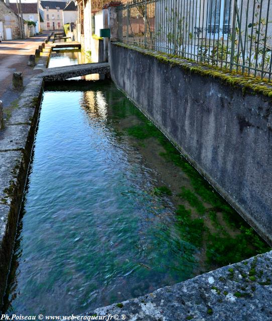 Rue des Fontaines de Dornecy un beau patrimoine