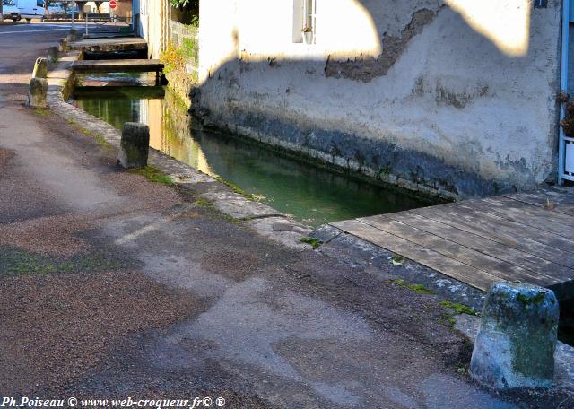 Rue des Fontaines de Dornecy un beau patrimoine