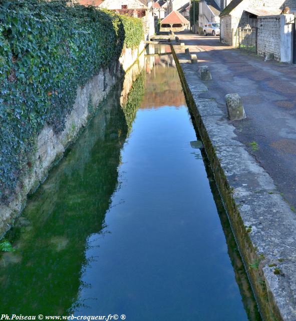 Grand Lavoir de Dornecy Nièvre Passion