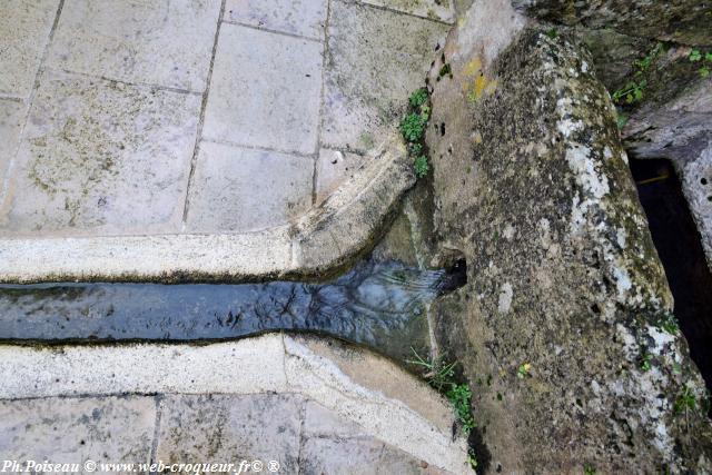 Le lavoir du centre d'Arthel