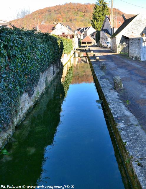 Le Lavoir de Dornecy Nièvre Passion