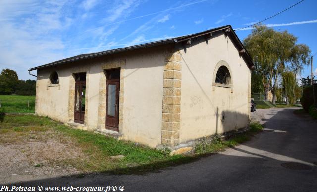 Lavoir de Moulin-Engilbert