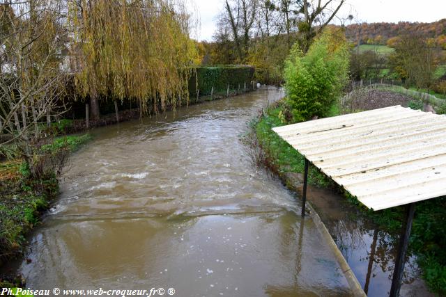 Lavoir d'Olcy Nièvre Passion