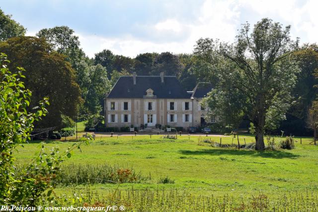 Le château de Tâches Nièvre Passion