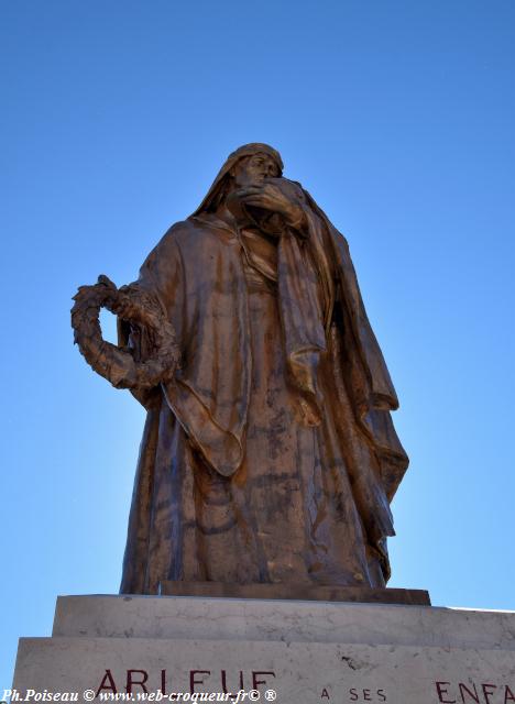 Monument aux Morts d'Arleuf