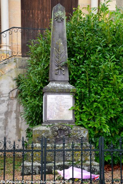 Monument aux Morts d'Arthel Nièvre Passion