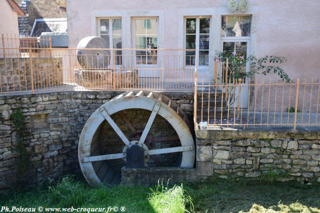 Ancien Moulin de Moulins Engilbert Nièvre Passion