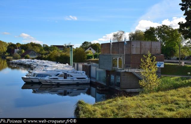 Le Boat de Tannay