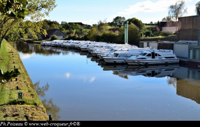 Le Boat de Tannay