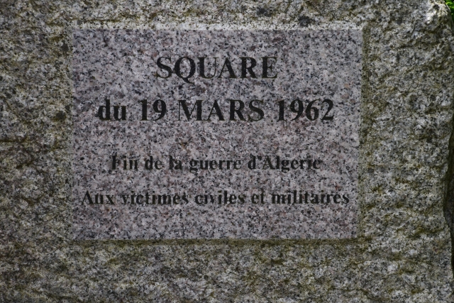 Square du 19 Mars de Château Chinon