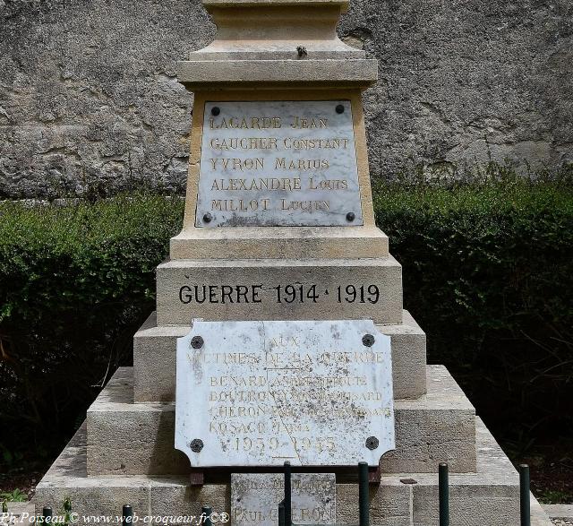 Monument aux Morts de Pousseaux Nièvre Passion