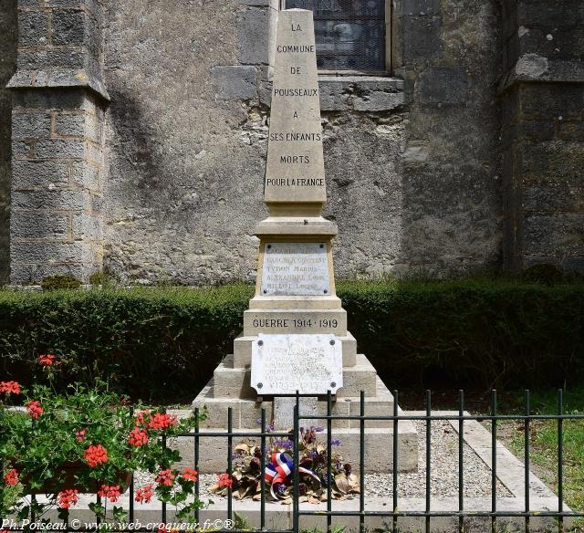 Monument aux Morts de Pousseaux