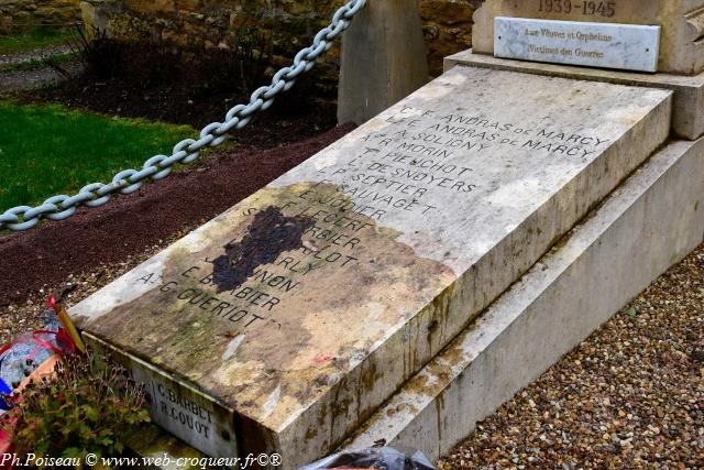 Monument aux Morts de Poiseux