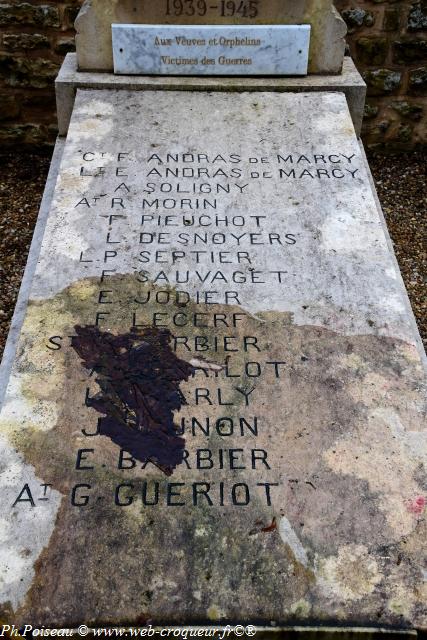 Monument aux Morts de Poiseux