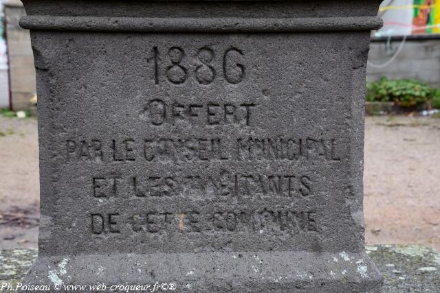 Croix de Toury-sur-Jour