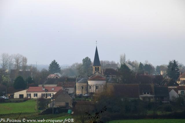 Église de Luthenay Uxeloup