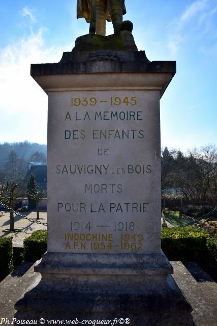 Monument aux morts de Sauvigny les Bois Nièvre Passion