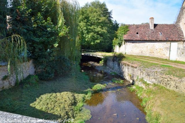 Pont du Guichet Moulins Engilbert Nièvre Passion