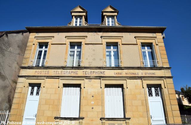 Ancienne Poste de Moulins Engilbert