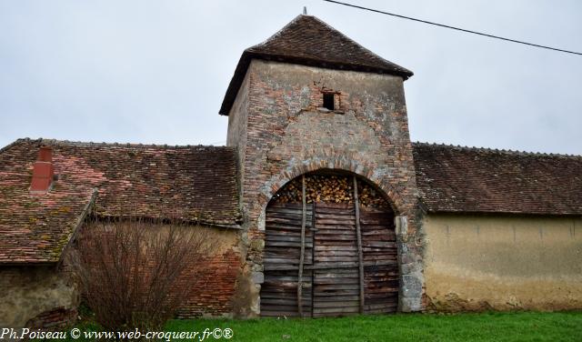 Ancienne Ferme de Toury sur Jour