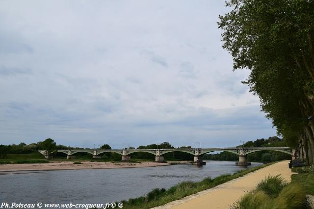 le Pont de chemin de fer